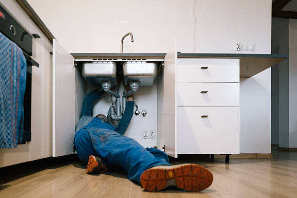 Professional Leak Detection technician working in Frenchtown, NJ